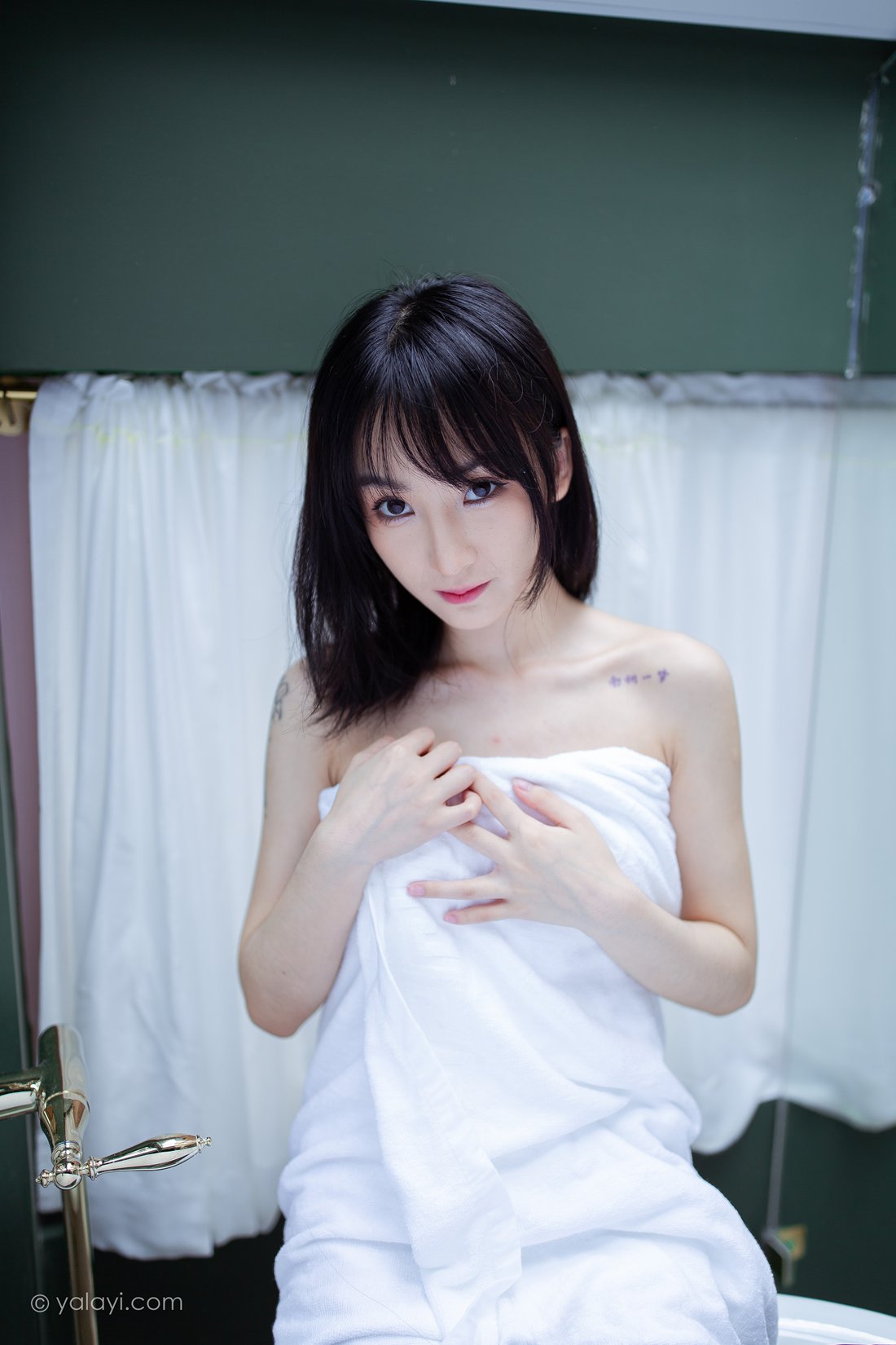 图片[45]-[YALAYI雅拉伊]2020.08.06 NO.684 落落《清凉一夏》在线浏览 – 速更版-美库