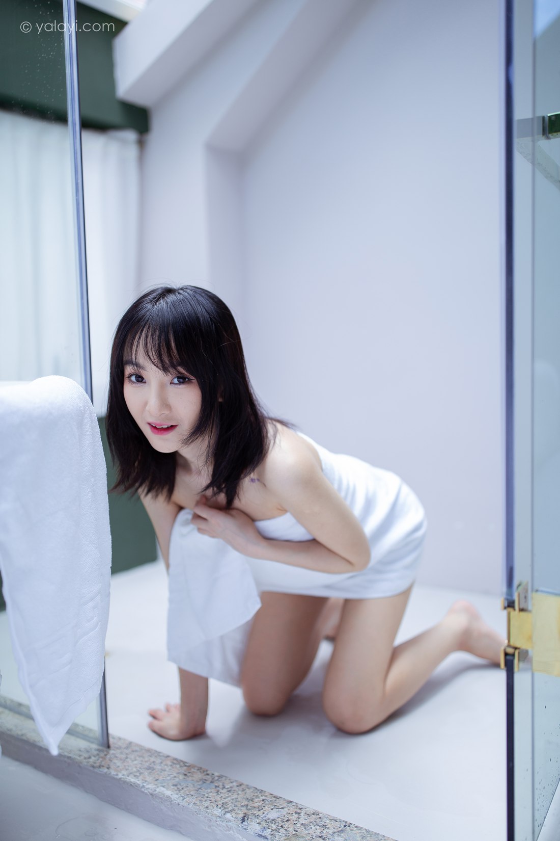 图片[38]-[YALAYI雅拉伊]2020.08.06 NO.684 落落《清凉一夏》在线浏览 – 速更版-美库