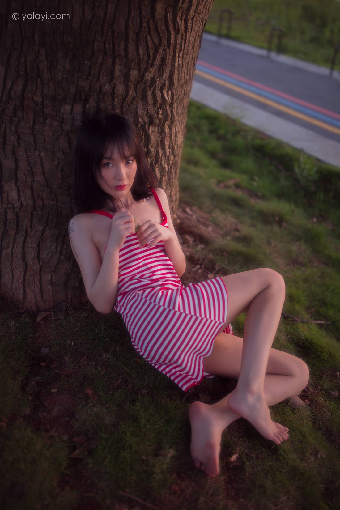 图片[31]-[YALAYI雅拉伊] 2020.08.17 NO.690 落落《红了》在线浏览 – 速更版-美库