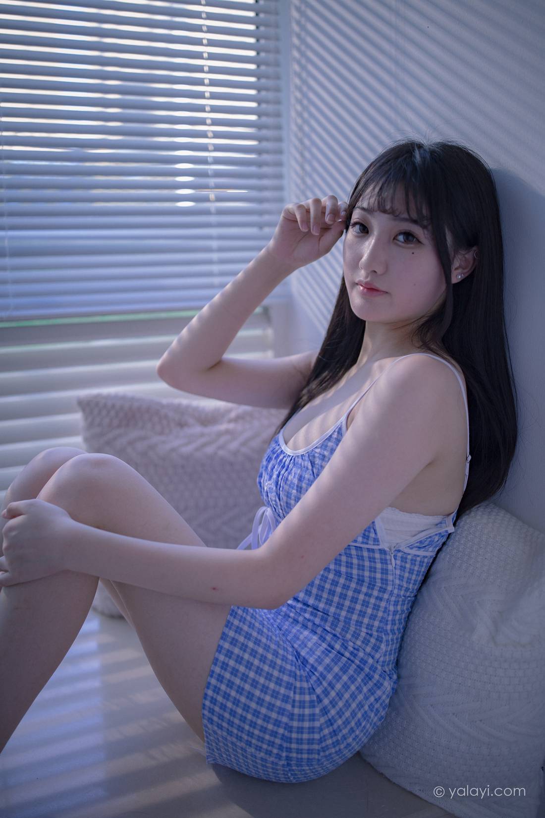 [YALAYI雅拉伊] 2020.08.11 NO.687 瓶儿《蓝》 在线浏览 – 优选-优选资源网