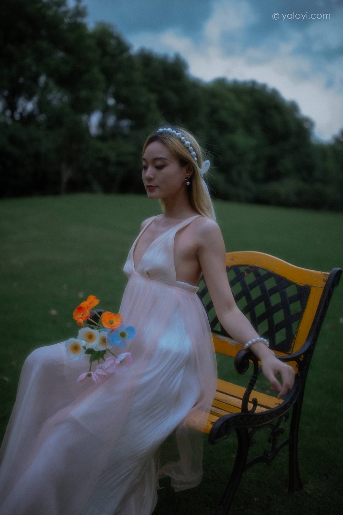 图片[25]-[YALAYI雅拉伊] 2020.08.28 NO.695 米粒米粒《救赎》在线浏览 – 速更版-美库