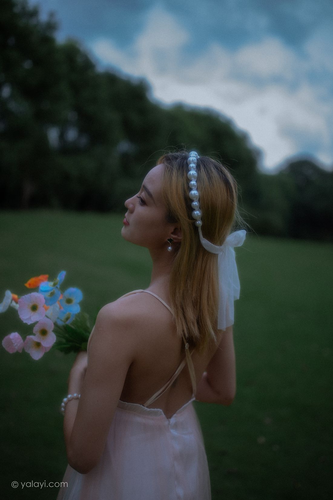 图片[18]-[YALAYI雅拉伊] 2020.08.28 NO.695 米粒米粒《救赎》在线浏览 – 速更版-美库