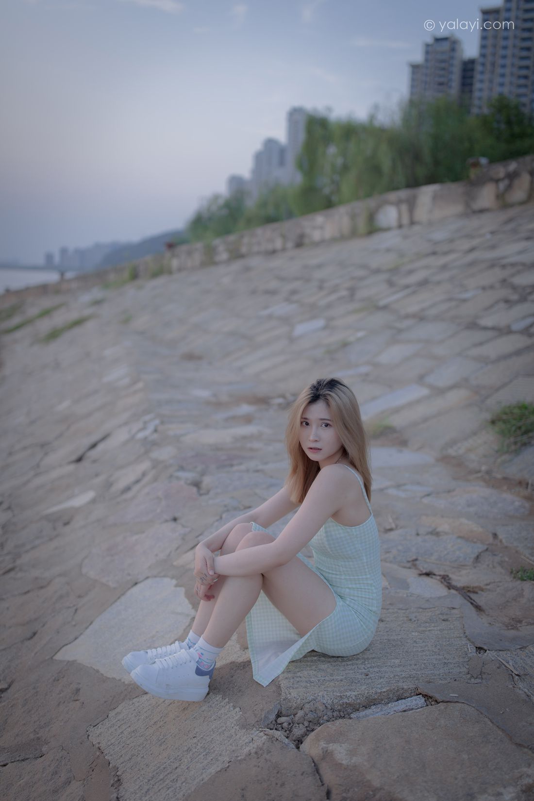 图片[43]-[YALAYI雅拉伊] 2020.10.12 No.712 风继续吹 梦涵 在线浏览 – 速更版-美库