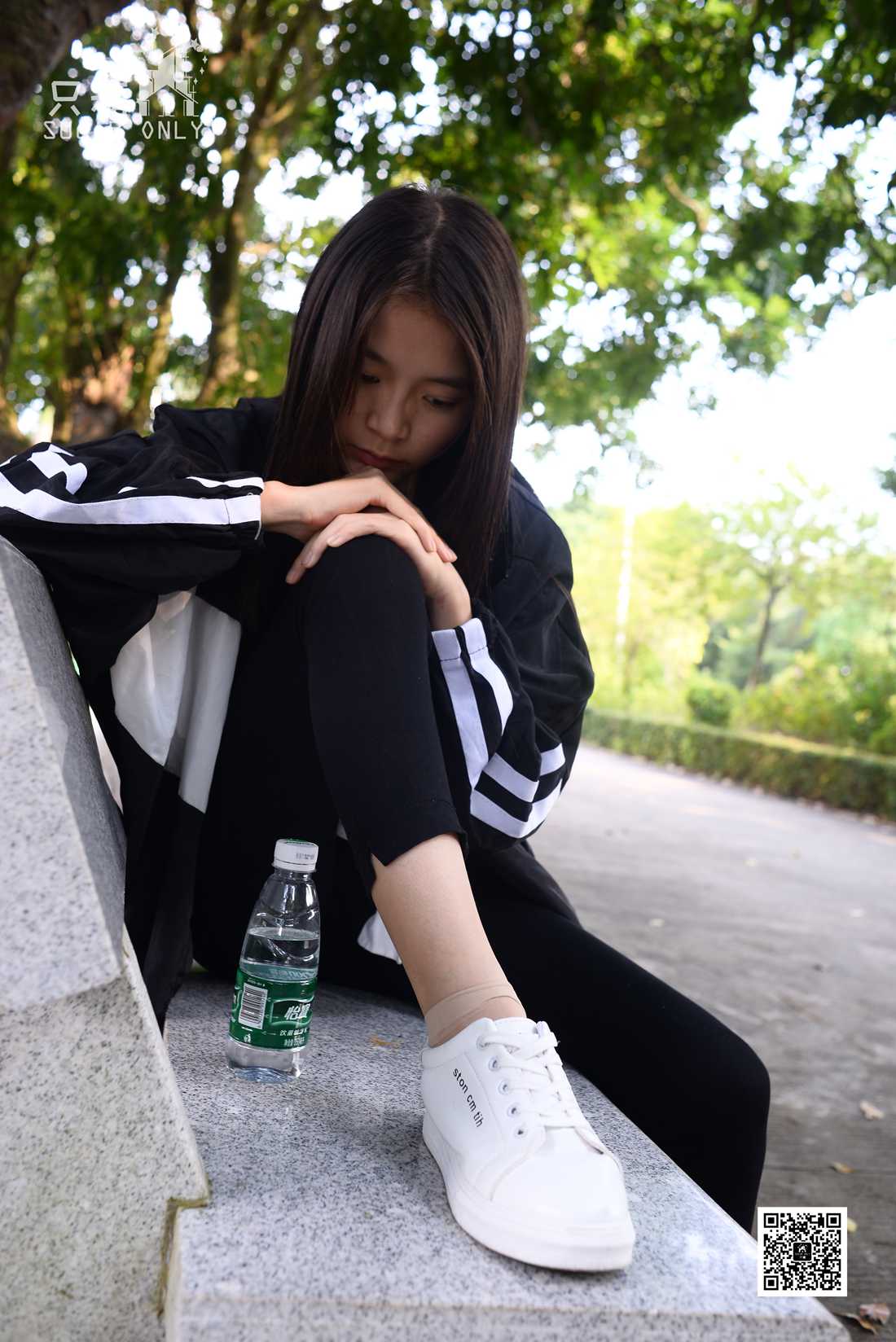 图片[207]-[只糖棉袜] NO.037 嘉琪 – 秋叶里的小白鞋 在线浏览 – 速更版-美库