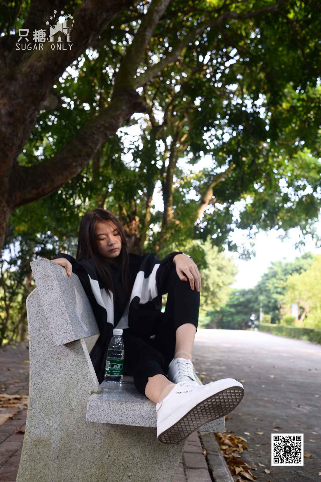 图片[153]-[只糖棉袜] NO.037 嘉琪 – 秋叶里的小白鞋 在线浏览 – 速更版-美库