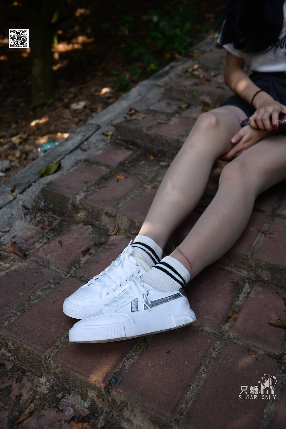 图片[107]-[只糖棉袜] NO.043 文文 包臀裙肉丝棉袜小白鞋 在线浏览 – 速更版-美库