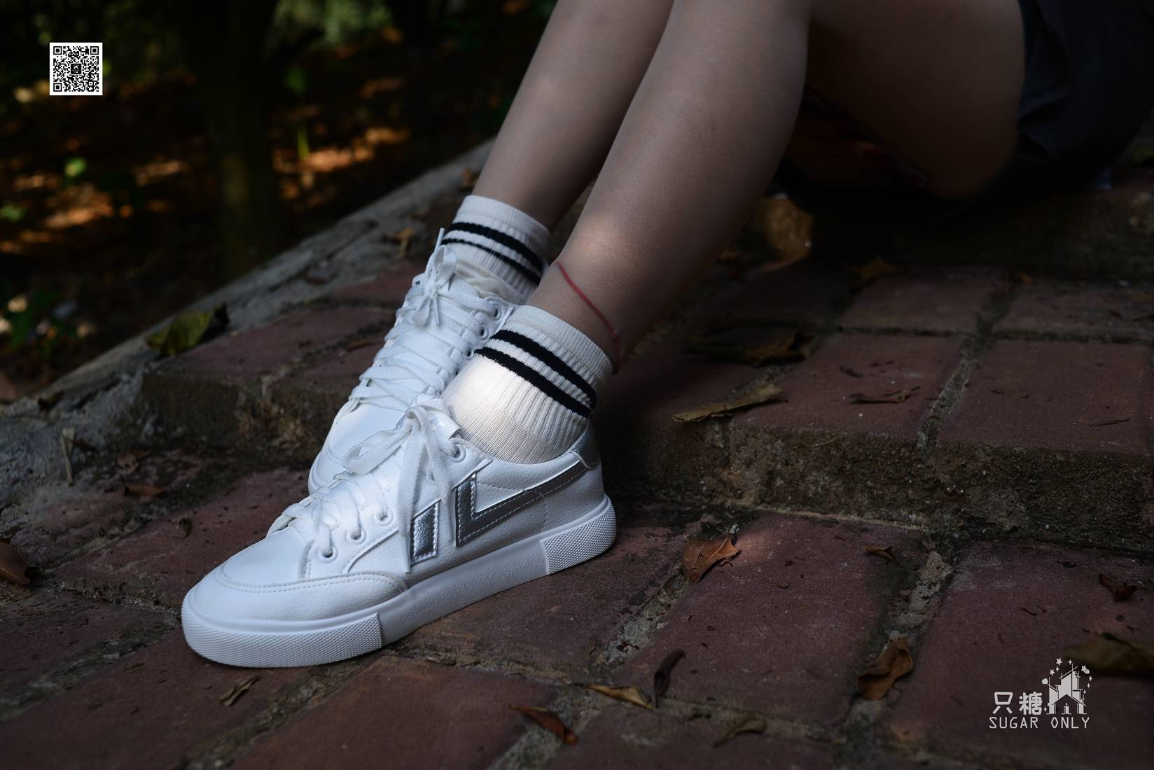 图片[243]-[只糖棉袜] NO.043 文文 包臀裙肉丝棉袜小白鞋 在线浏览 – 速更版-美库
