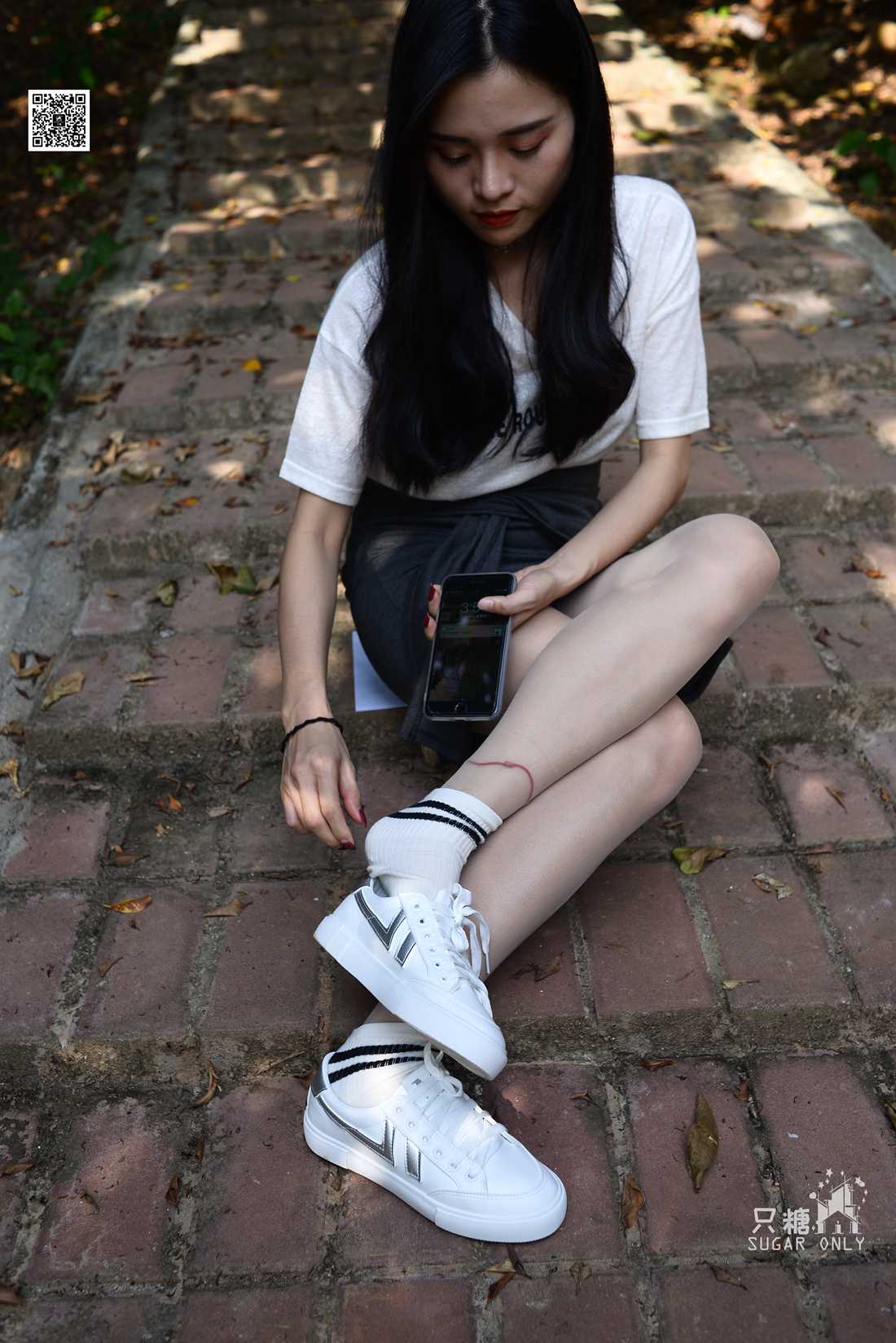 图片[131]-[只糖棉袜] NO.043 文文 包臀裙肉丝棉袜小白鞋 在线浏览 – 速更版-美库