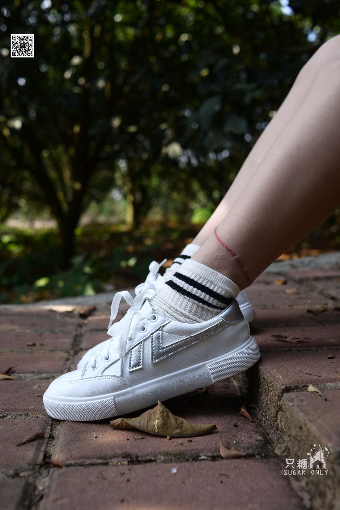 图片[123]-[只糖棉袜] NO.043 文文 包臀裙肉丝棉袜小白鞋 在线浏览 – 速更版-美库