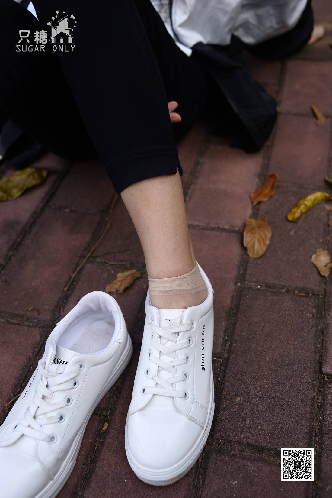 图片[130]-[只糖棉袜] NO.037 嘉琪 – 秋叶里的小白鞋 在线浏览 – 速更版-美库