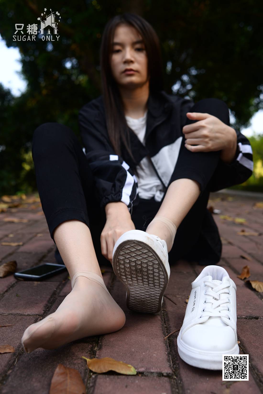 图片[200]-[只糖棉袜] NO.037 嘉琪 – 秋叶里的小白鞋 在线浏览 – 速更版-美库