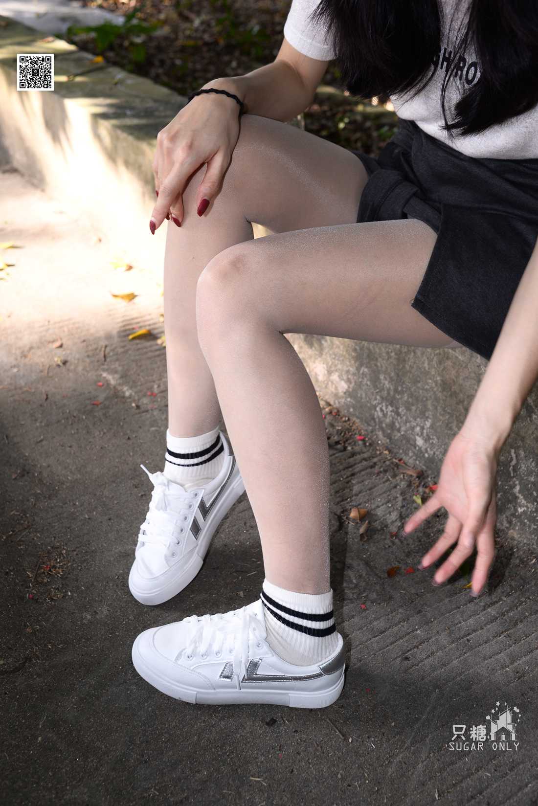图片[208]-[只糖棉袜] NO.043 文文 包臀裙肉丝棉袜小白鞋 在线浏览 – 速更版-美库