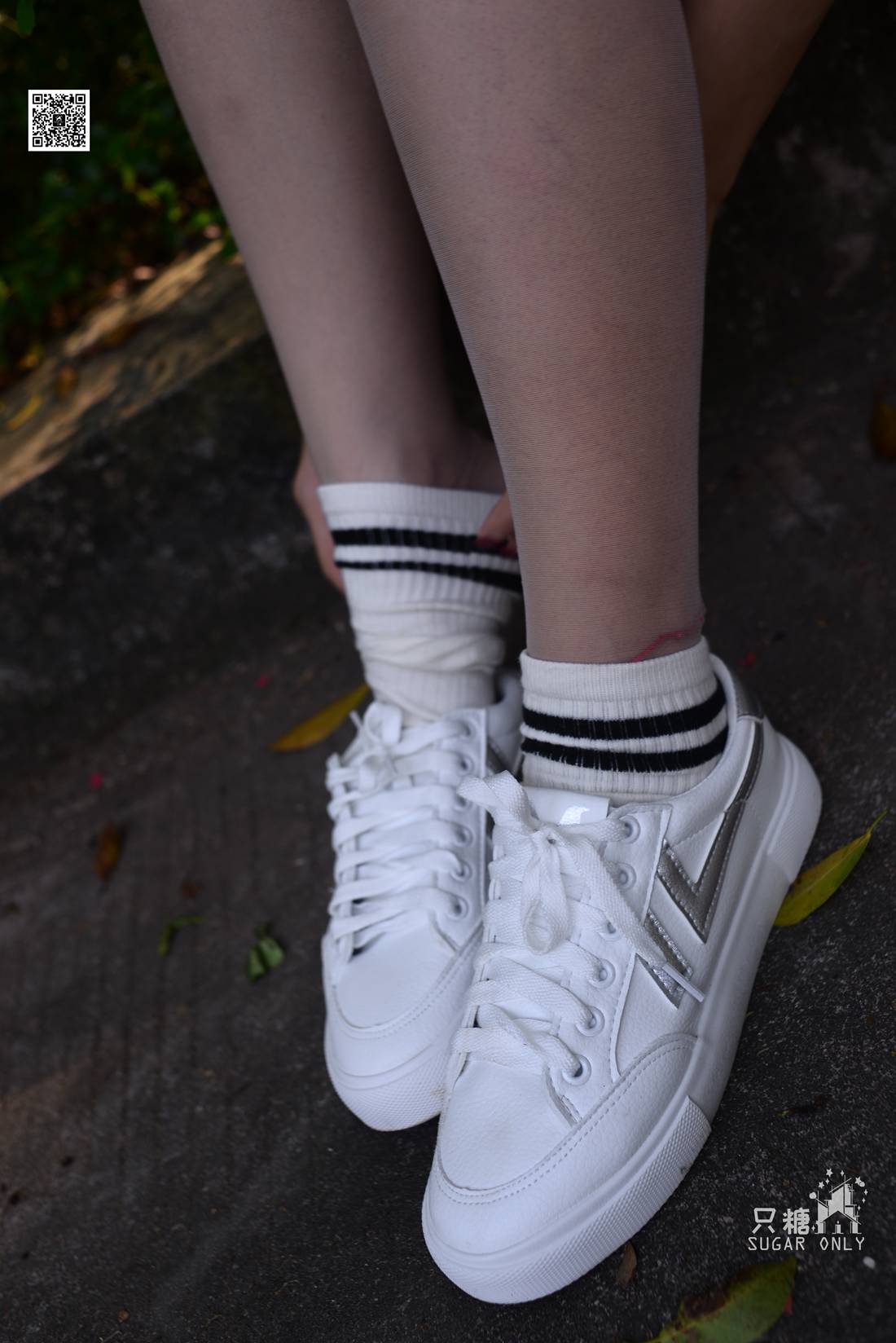 图片[99]-[只糖棉袜] NO.043 文文 包臀裙肉丝棉袜小白鞋 在线浏览 – 速更版-美库