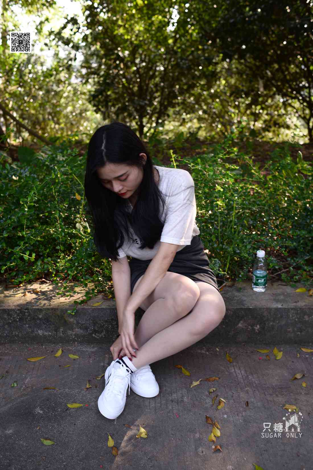 图片[261]-[只糖棉袜] NO.043 文文 包臀裙肉丝棉袜小白鞋 在线浏览 – 速更版-美库