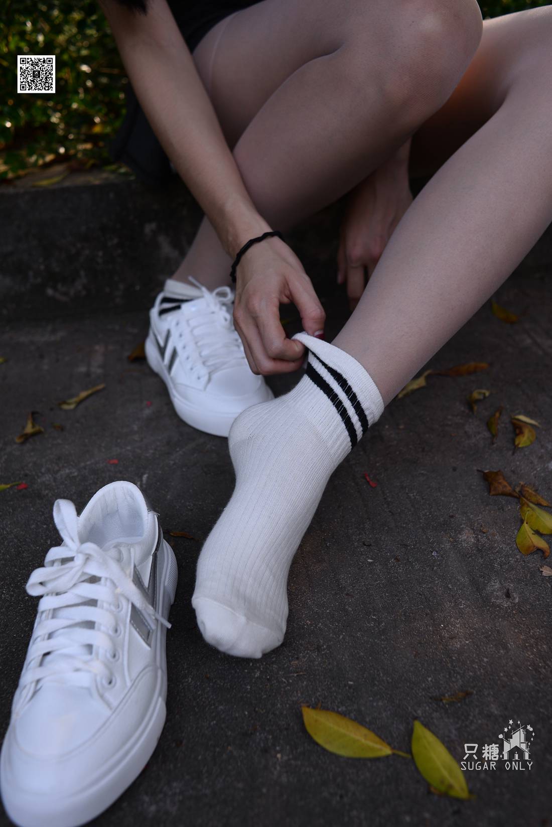 图片[141]-[只糖棉袜] NO.043 文文 包臀裙肉丝棉袜小白鞋 在线浏览 – 速更版-美库
