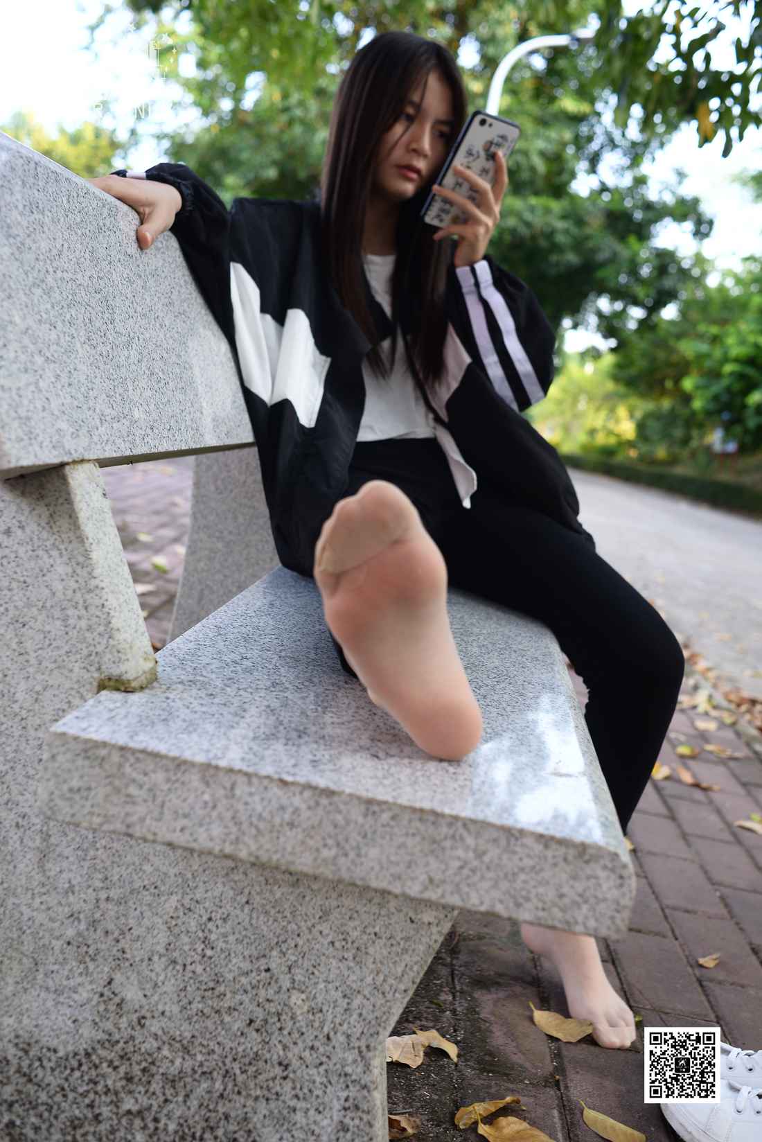 图片[26]-[只糖棉袜] NO.037 嘉琪 – 秋叶里的小白鞋 在线浏览 – 速更版-美库