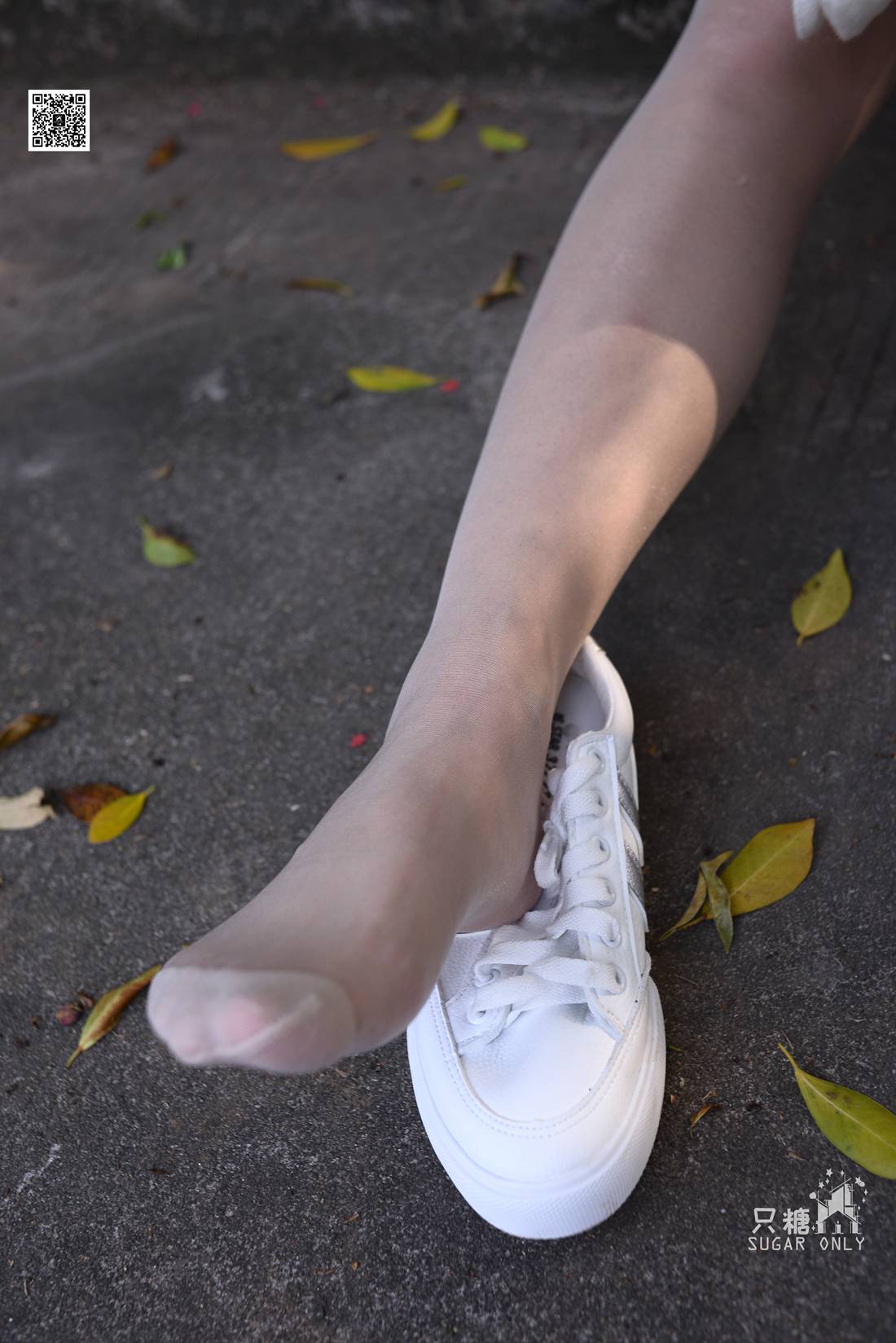 图片[137]-[只糖棉袜] NO.043 文文 包臀裙肉丝棉袜小白鞋 在线浏览 – 速更版-美库