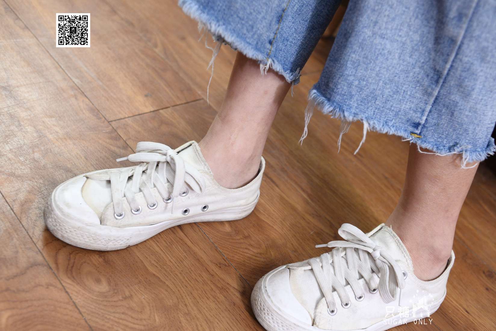 图片[223]-[只糖棉袜] NO.049 小白鞋里的一抹红 在线浏览 – 速更版-美库