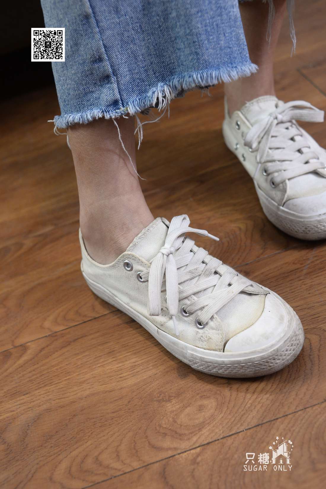 图片[7]-[只糖棉袜] NO.049 小白鞋里的一抹红 在线浏览 – 速更版-美库