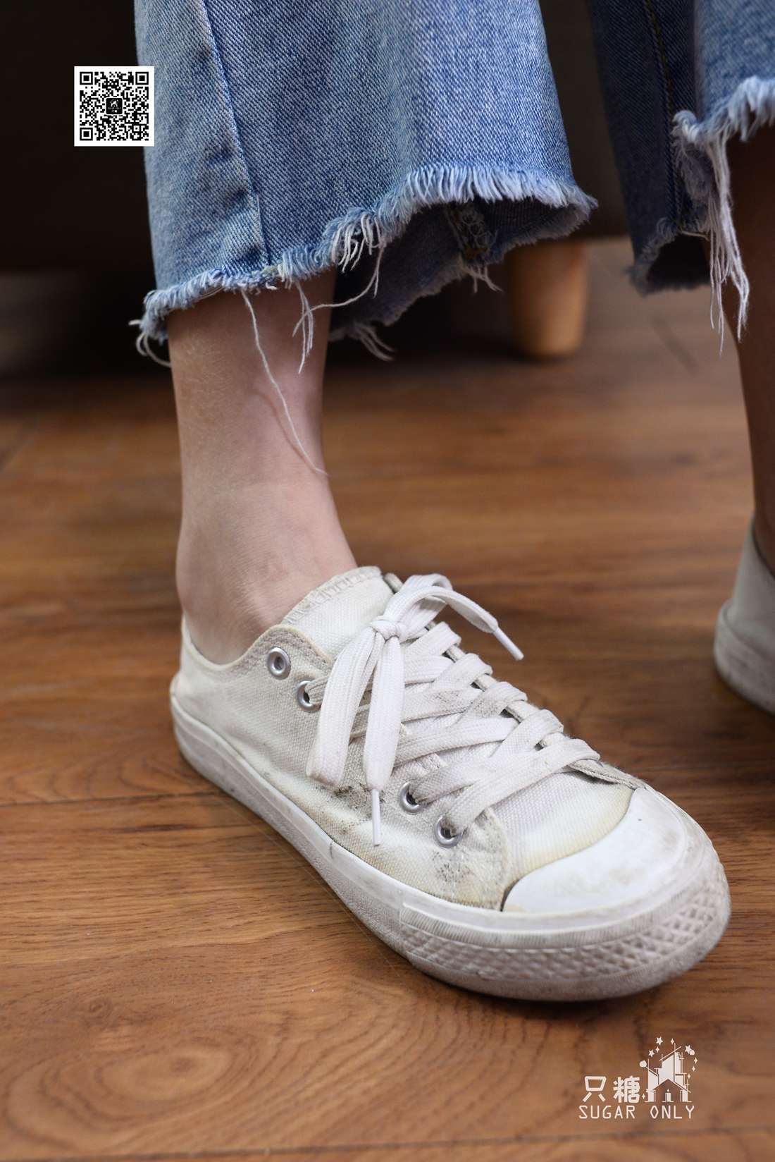 图片[172]-[只糖棉袜] NO.049 小白鞋里的一抹红 在线浏览 – 速更版-美库