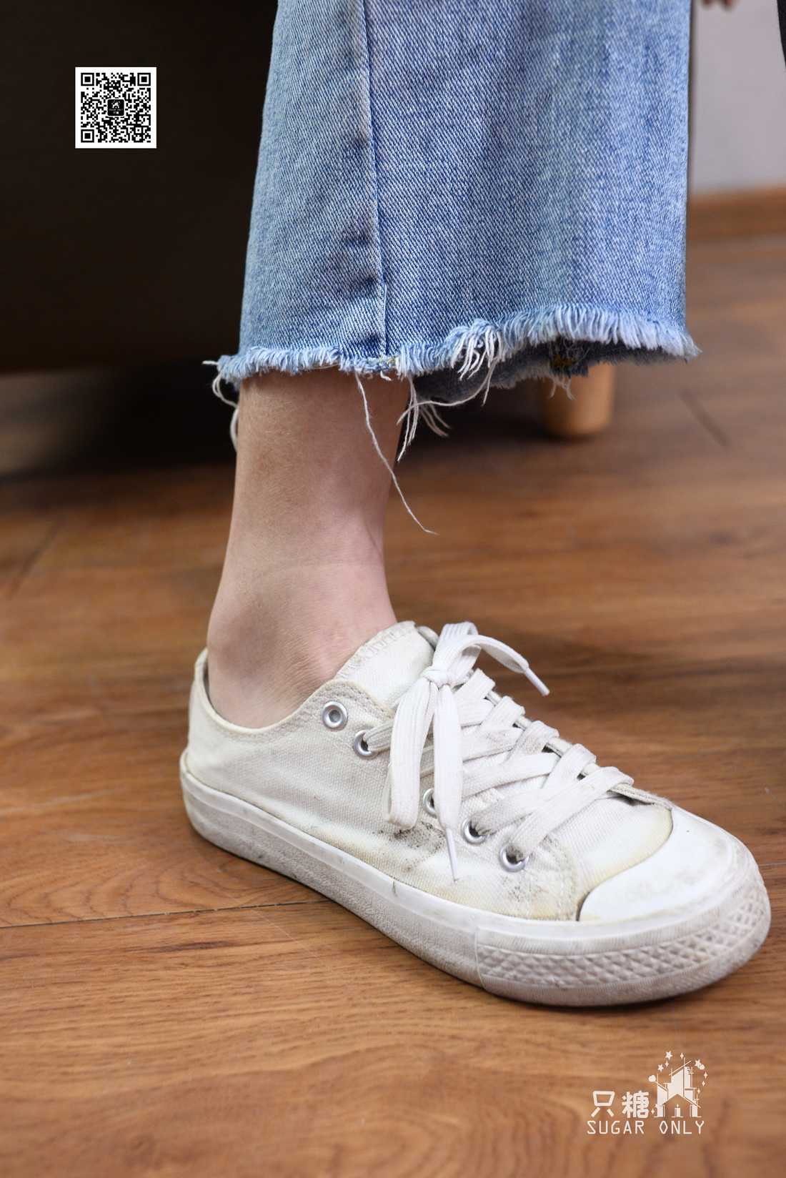 图片[84]-[只糖棉袜] NO.049 小白鞋里的一抹红 在线浏览 – 速更版-美库