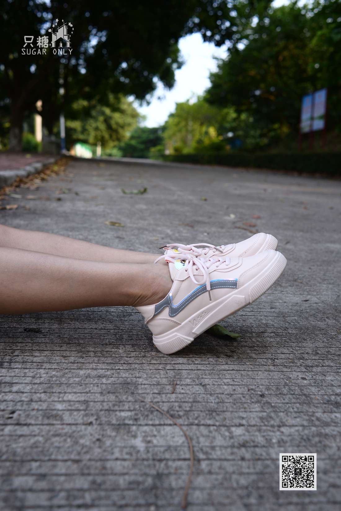 图片[59]-[只糖棉袜] NO.048 文文 秋意浓，盼春风 在线浏览 – 速更版-美库