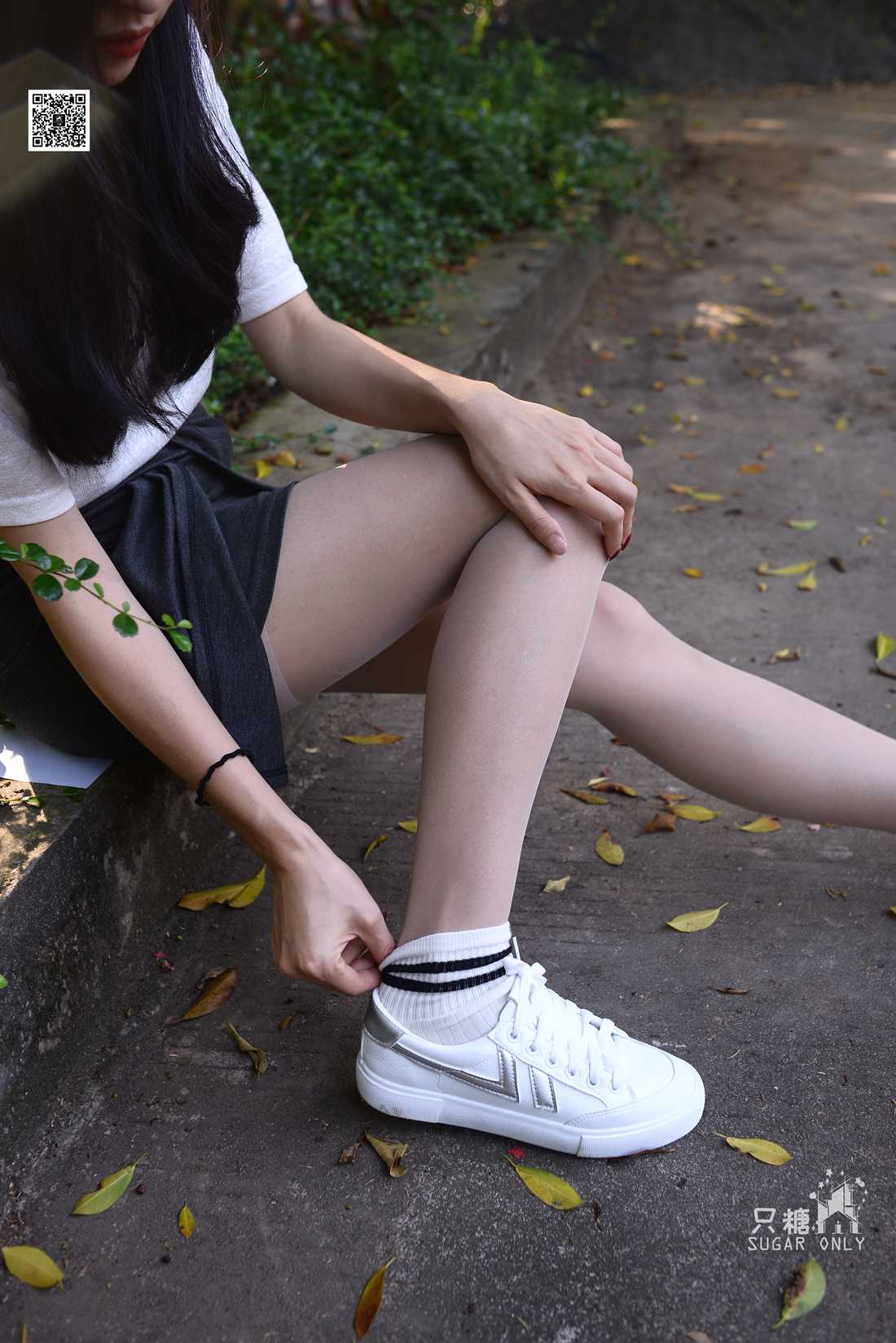 图片[239]-[只糖棉袜] NO.043 文文 包臀裙肉丝棉袜小白鞋 在线浏览 – 速更版-美库