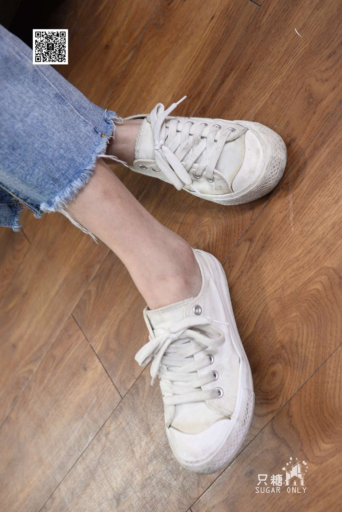 图片[26]-[只糖棉袜] NO.049 小白鞋里的一抹红 在线浏览 – 速更版-美库