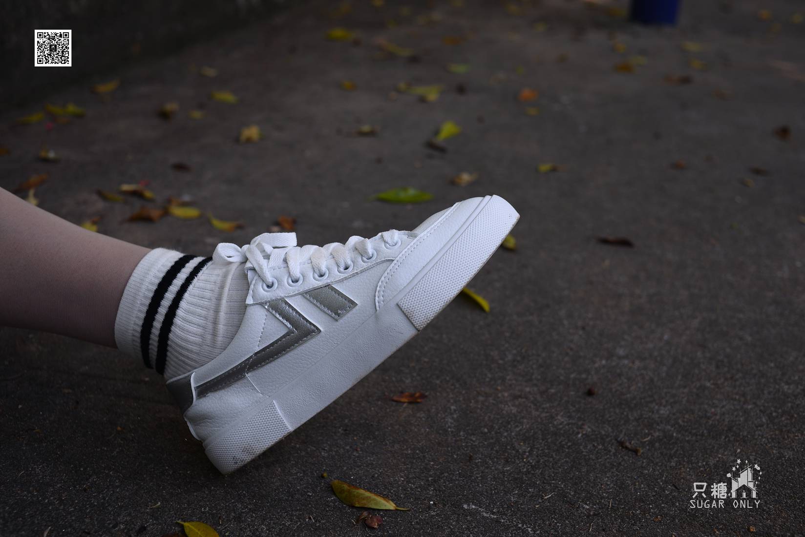 图片[54]-[只糖棉袜] NO.043 文文 包臀裙肉丝棉袜小白鞋 在线浏览 – 速更版-美库