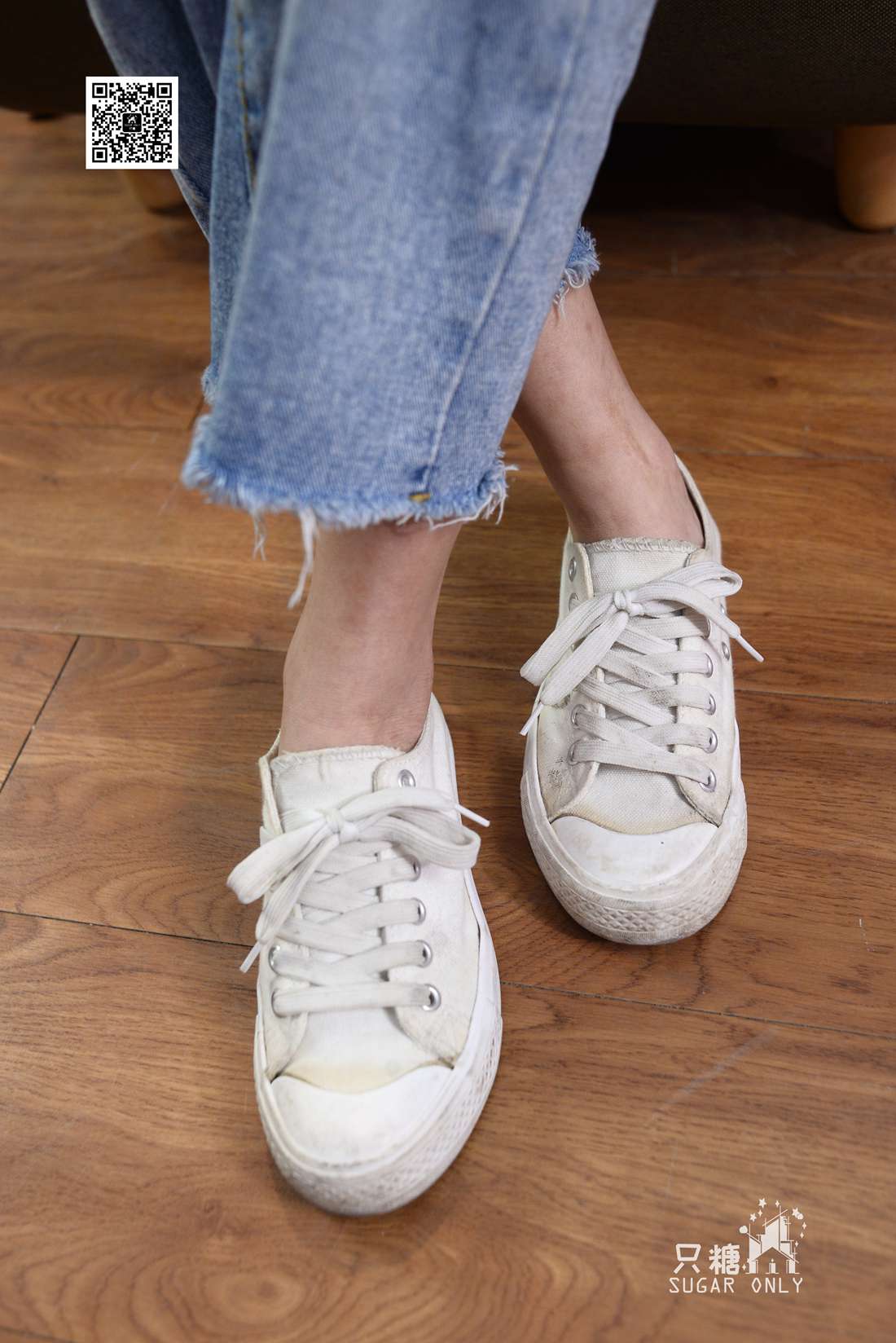 图片[115]-[只糖棉袜] NO.049 小白鞋里的一抹红 在线浏览 – 速更版-美库