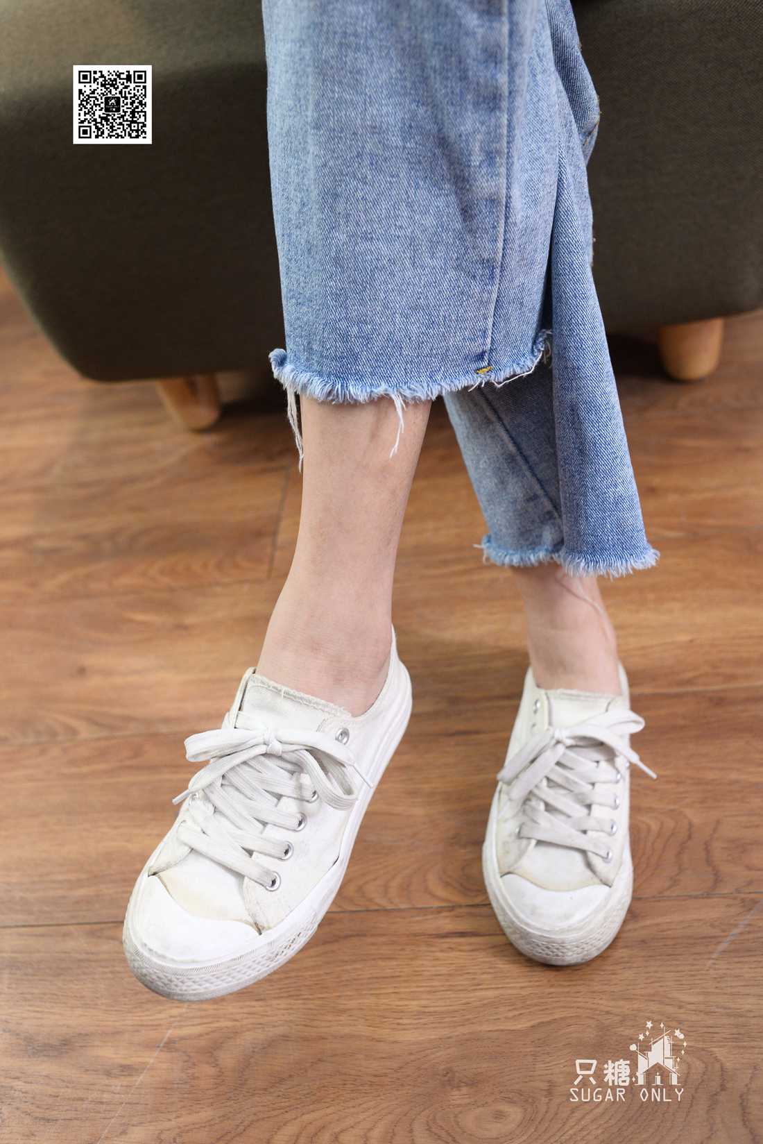 图片[147]-[只糖棉袜] NO.049 小白鞋里的一抹红 在线浏览 – 速更版-美库