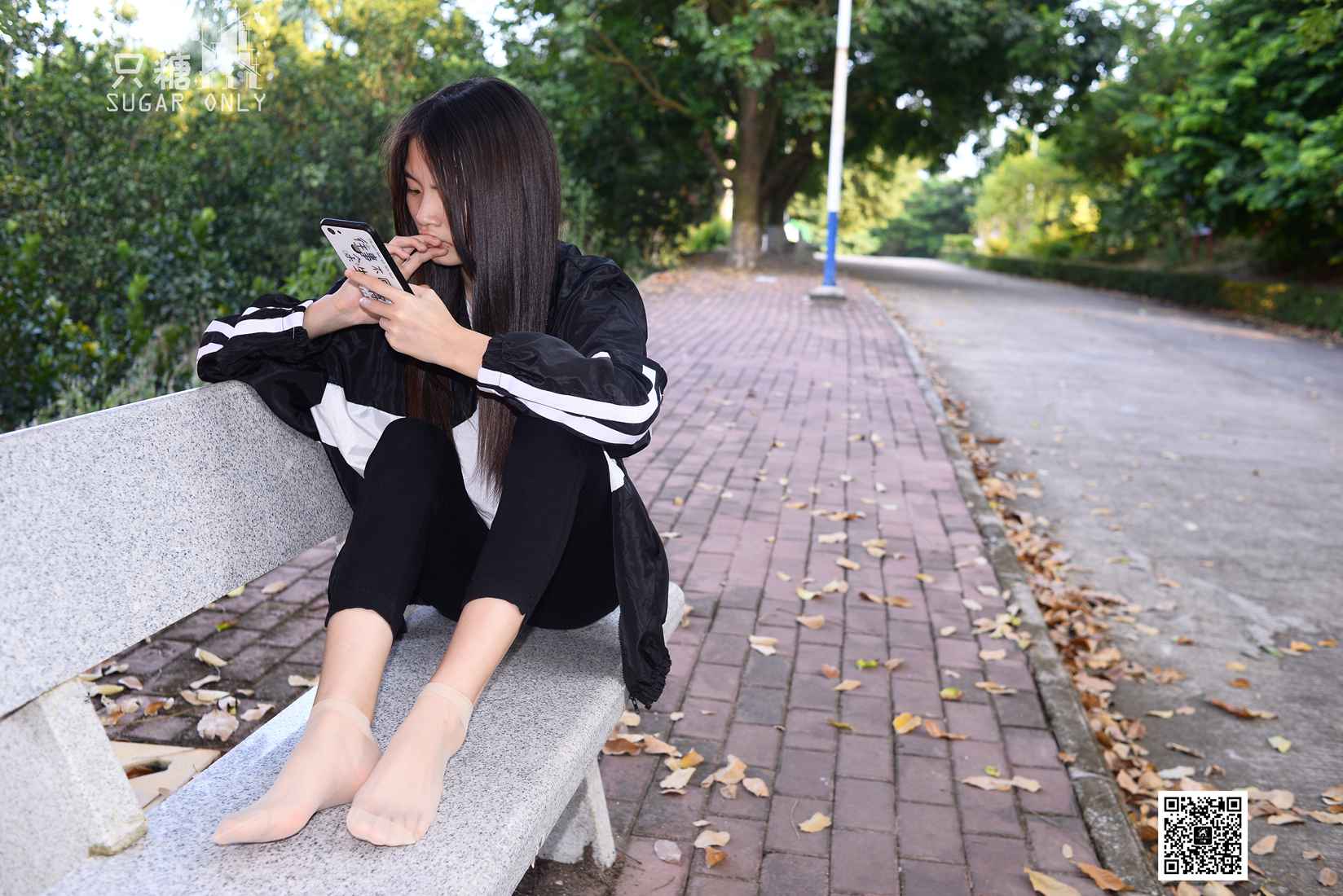 图片[174]-[只糖棉袜] NO.037 嘉琪 – 秋叶里的小白鞋 在线浏览 – 速更版-美库