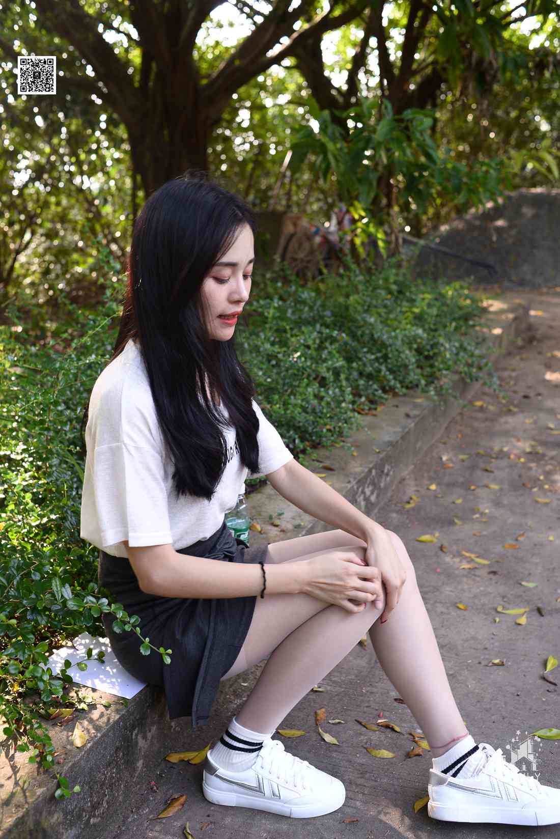 图片[179]-[只糖棉袜] NO.043 文文 包臀裙肉丝棉袜小白鞋 在线浏览 – 速更版-美库