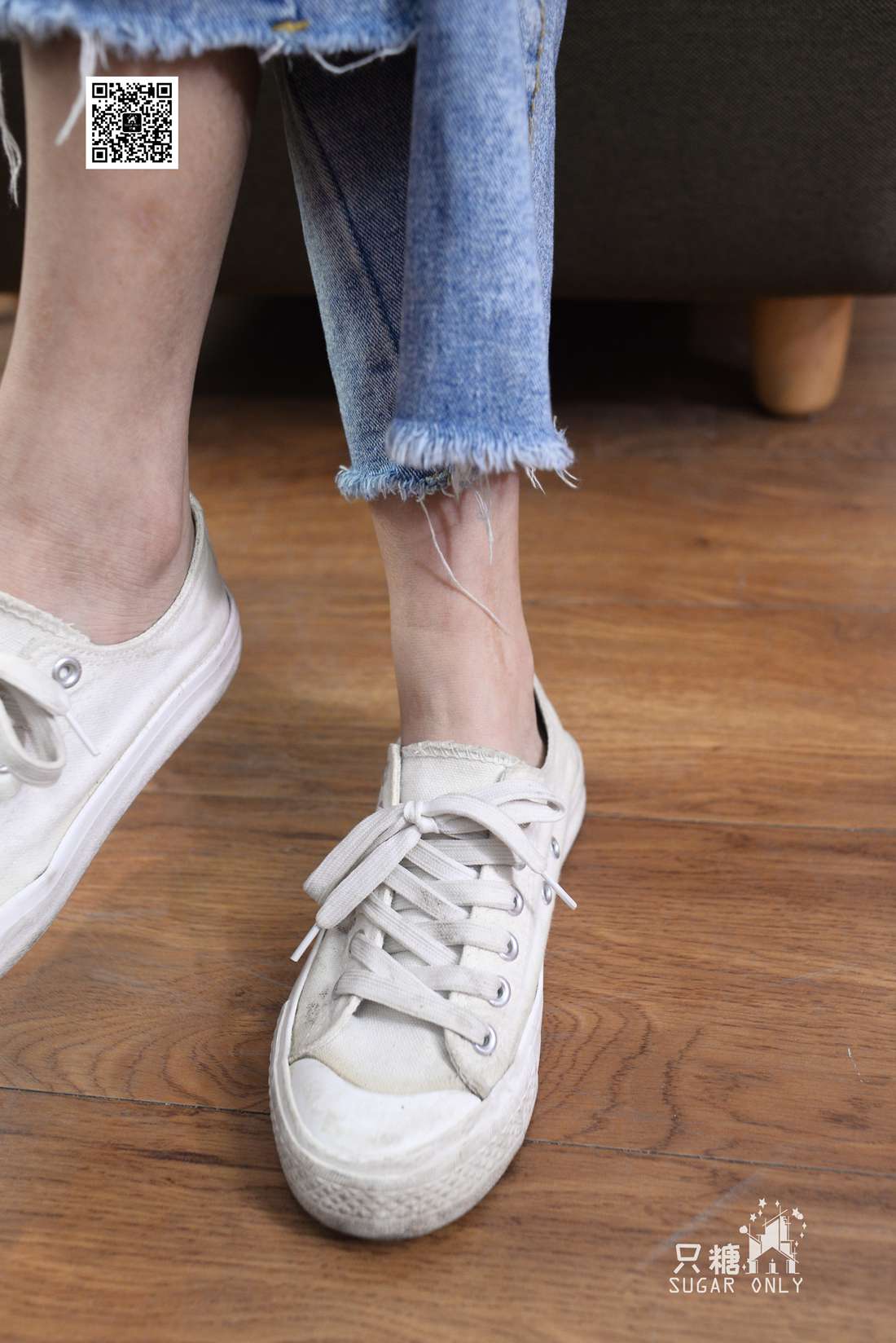 图片[17]-[只糖棉袜] NO.049 小白鞋里的一抹红 在线浏览 – 速更版-美库