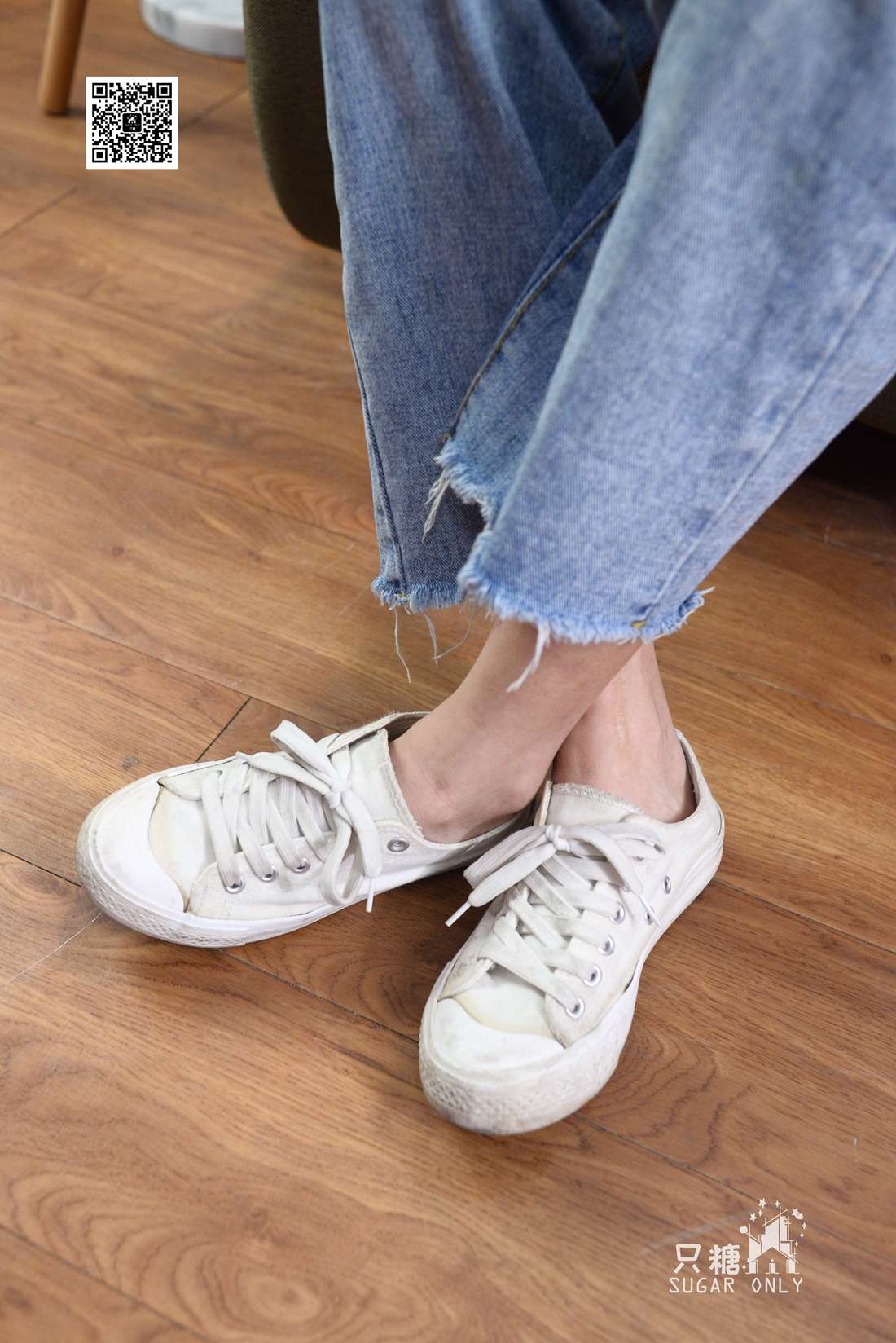 图片[171]-[只糖棉袜] NO.049 小白鞋里的一抹红 在线浏览 – 速更版-美库