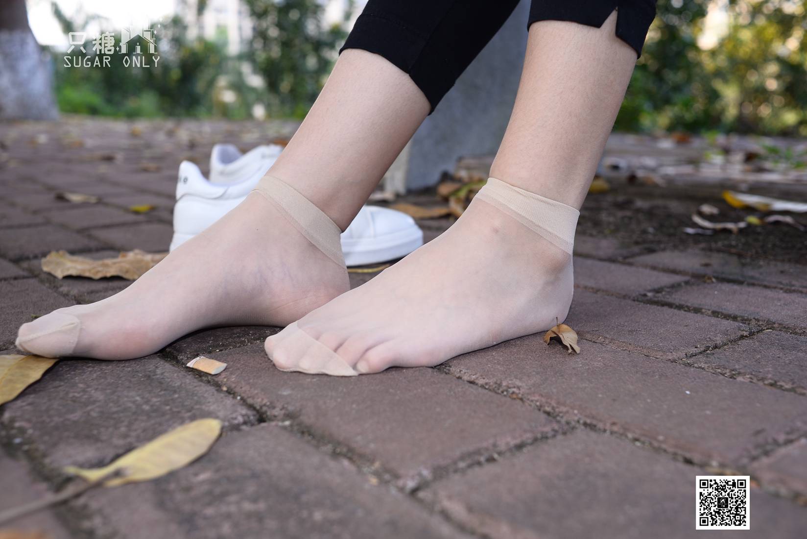 图片[147]-[只糖棉袜] NO.037 嘉琪 – 秋叶里的小白鞋 在线浏览 – 速更版-美库