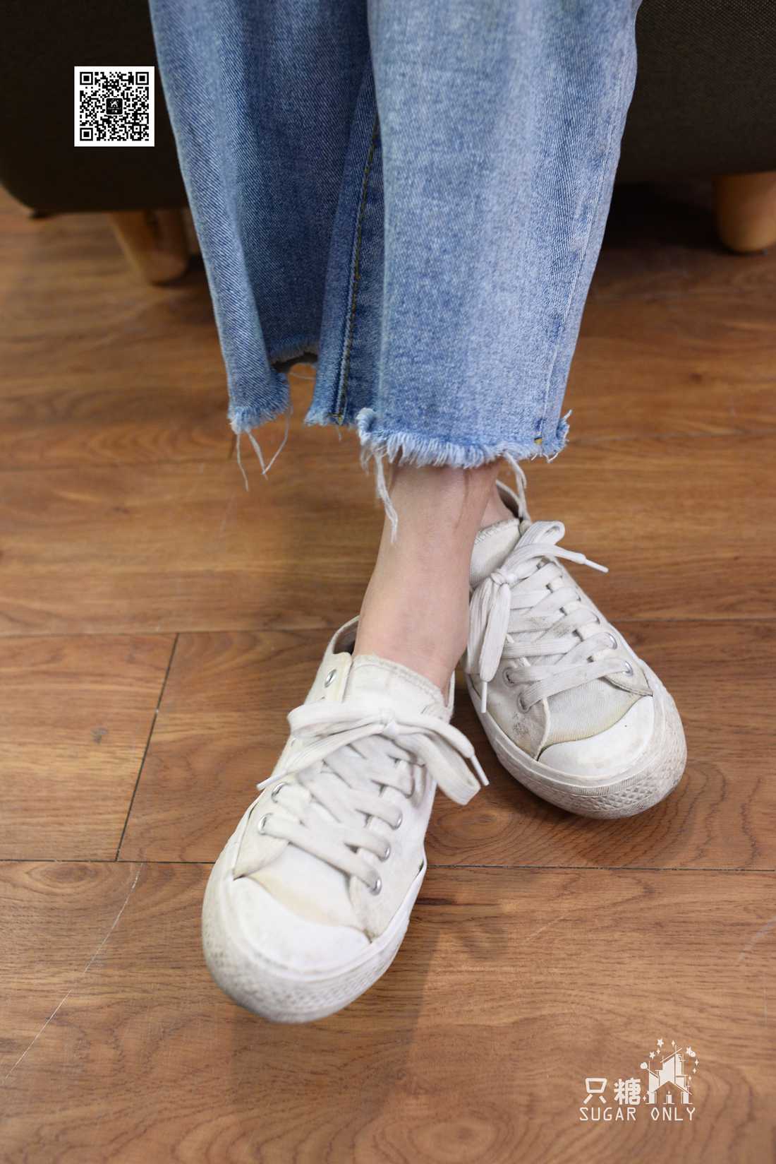 图片[114]-[只糖棉袜] NO.049 小白鞋里的一抹红 在线浏览 – 速更版-美库