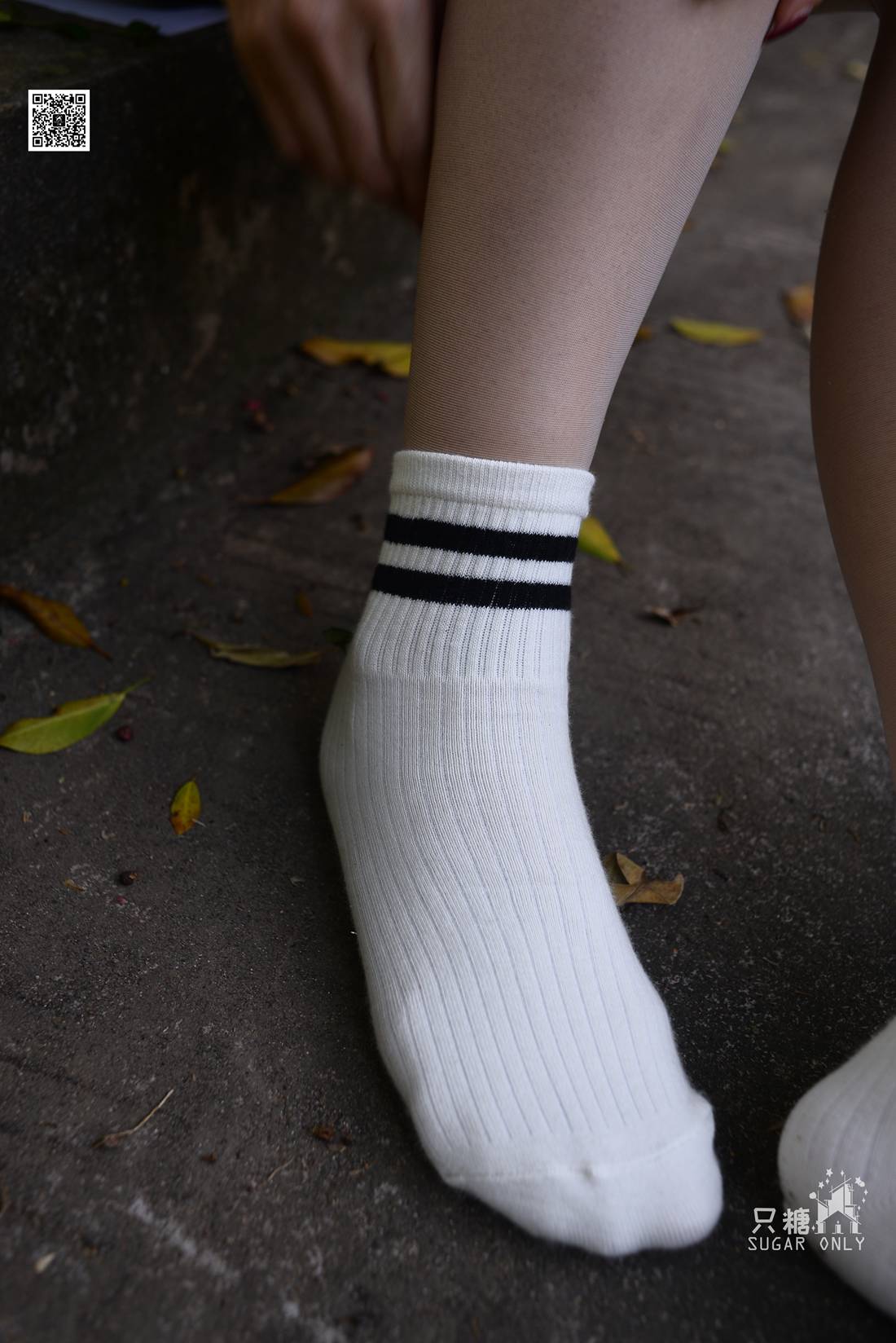 图片[153]-[只糖棉袜] NO.043 文文 包臀裙肉丝棉袜小白鞋 在线浏览 – 速更版-美库