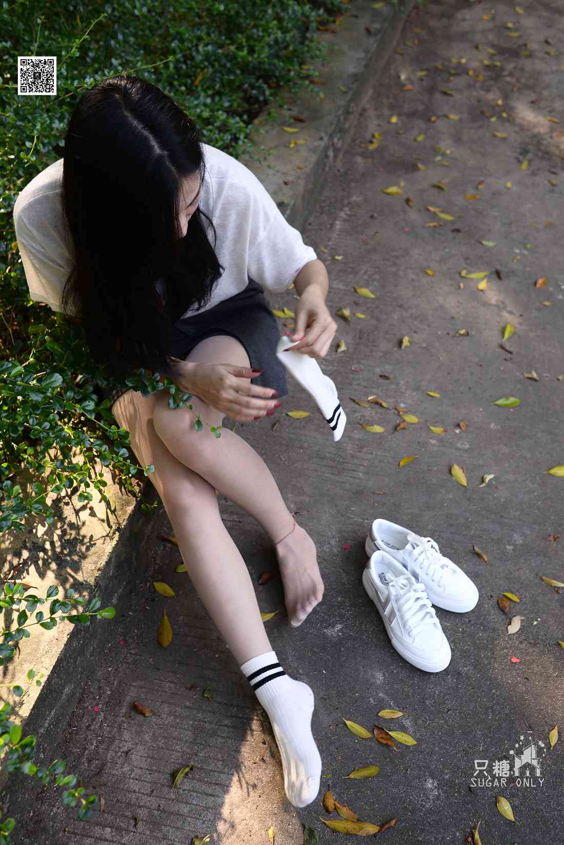 图片[281]-[只糖棉袜] NO.043 文文 包臀裙肉丝棉袜小白鞋 在线浏览 – 速更版-美库