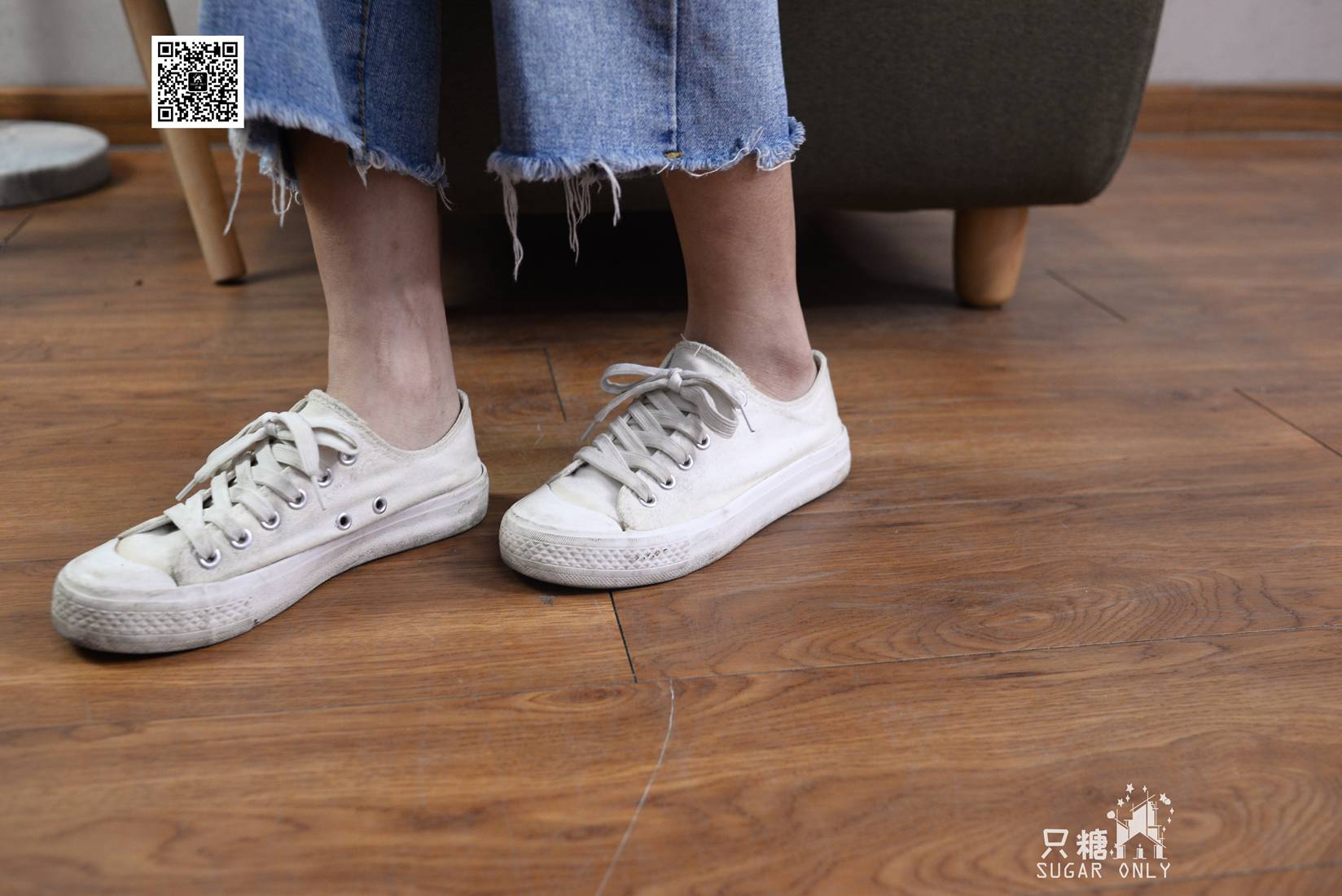 图片[108]-[只糖棉袜] NO.049 小白鞋里的一抹红 在线浏览 – 速更版-美库