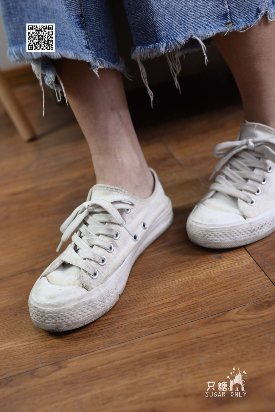 图片[160]-[只糖棉袜] NO.049 小白鞋里的一抹红 在线浏览 – 速更版-美库