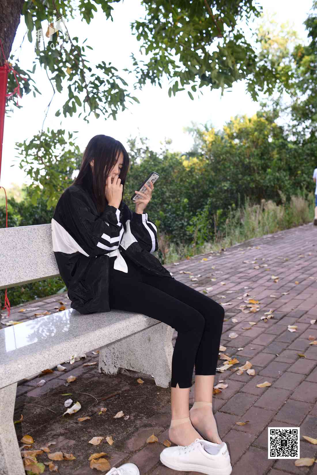 图片[206]-[只糖棉袜] NO.037 嘉琪 – 秋叶里的小白鞋 在线浏览 – 速更版-美库