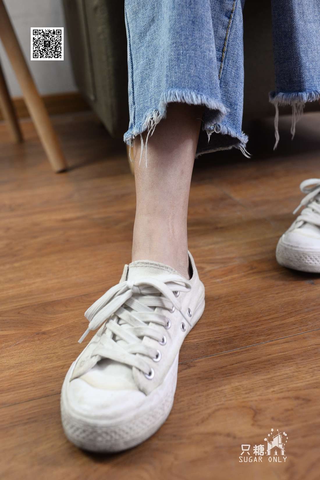 图片[96]-[只糖棉袜] NO.049 小白鞋里的一抹红 在线浏览 – 速更版-美库