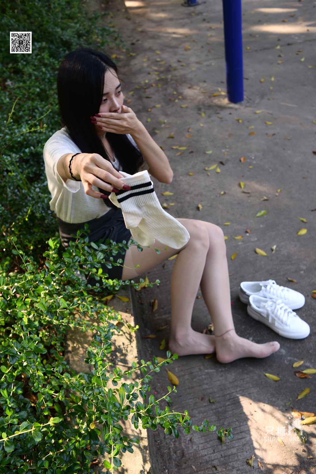 图片[146]-[只糖棉袜] NO.043 文文 包臀裙肉丝棉袜小白鞋 在线浏览 – 速更版-美库