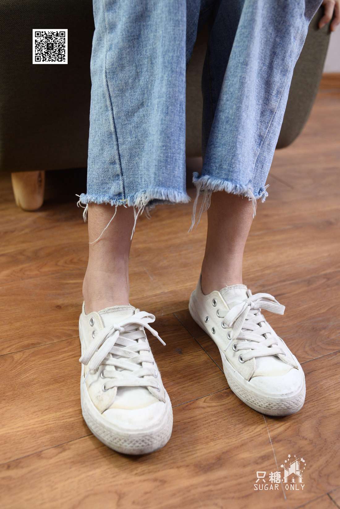 图片[133]-[只糖棉袜] NO.049 小白鞋里的一抹红 在线浏览 – 速更版-美库