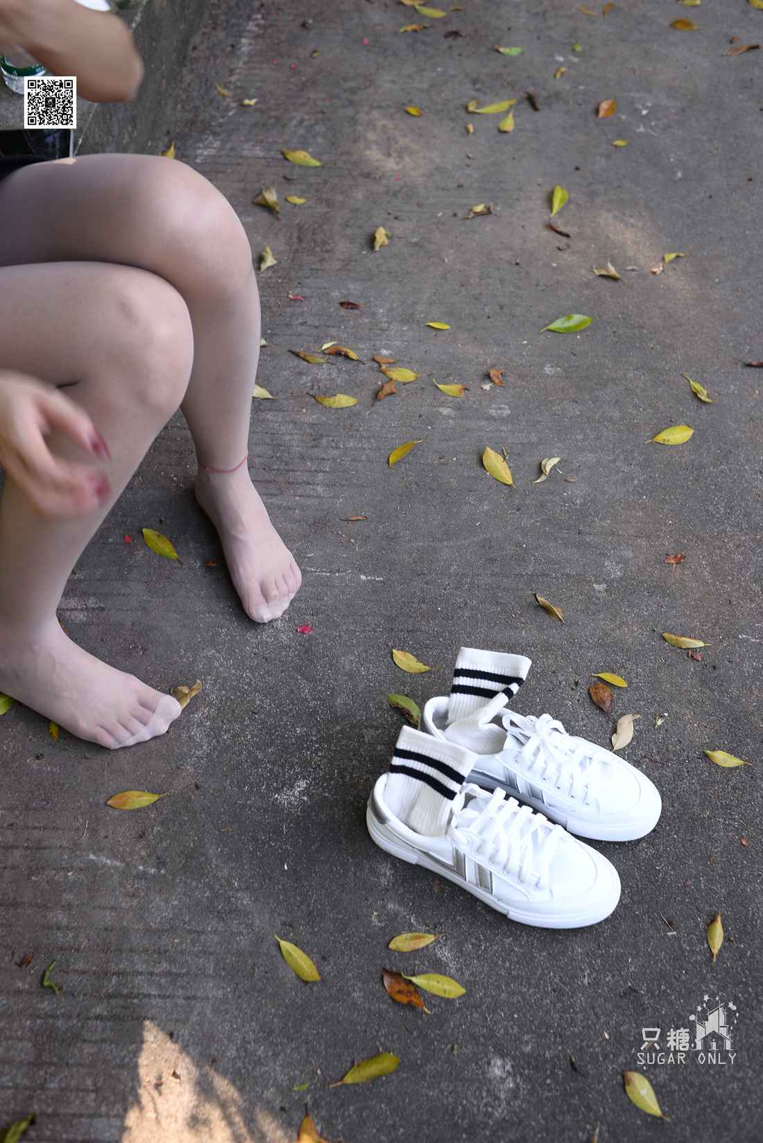 图片[195]-[只糖棉袜] NO.043 文文 包臀裙肉丝棉袜小白鞋 在线浏览 – 速更版-美库