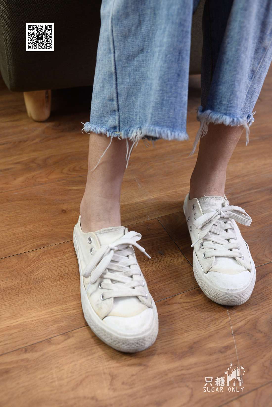 图片[144]-[只糖棉袜] NO.049 小白鞋里的一抹红 在线浏览 – 速更版-美库