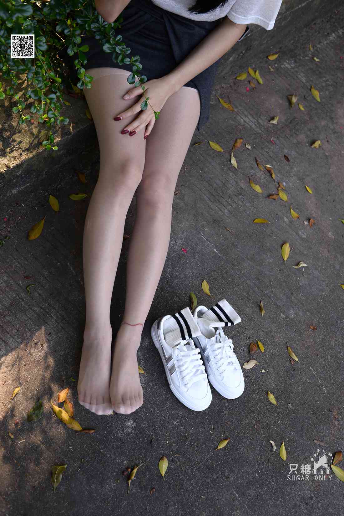 图片[76]-[只糖棉袜] NO.043 文文 包臀裙肉丝棉袜小白鞋 在线浏览 – 速更版-美库