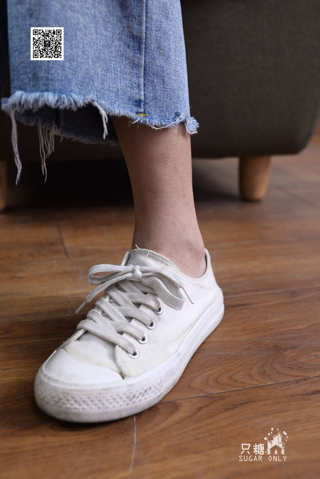 图片[97]-[只糖棉袜] NO.049 小白鞋里的一抹红 在线浏览 – 速更版-美库