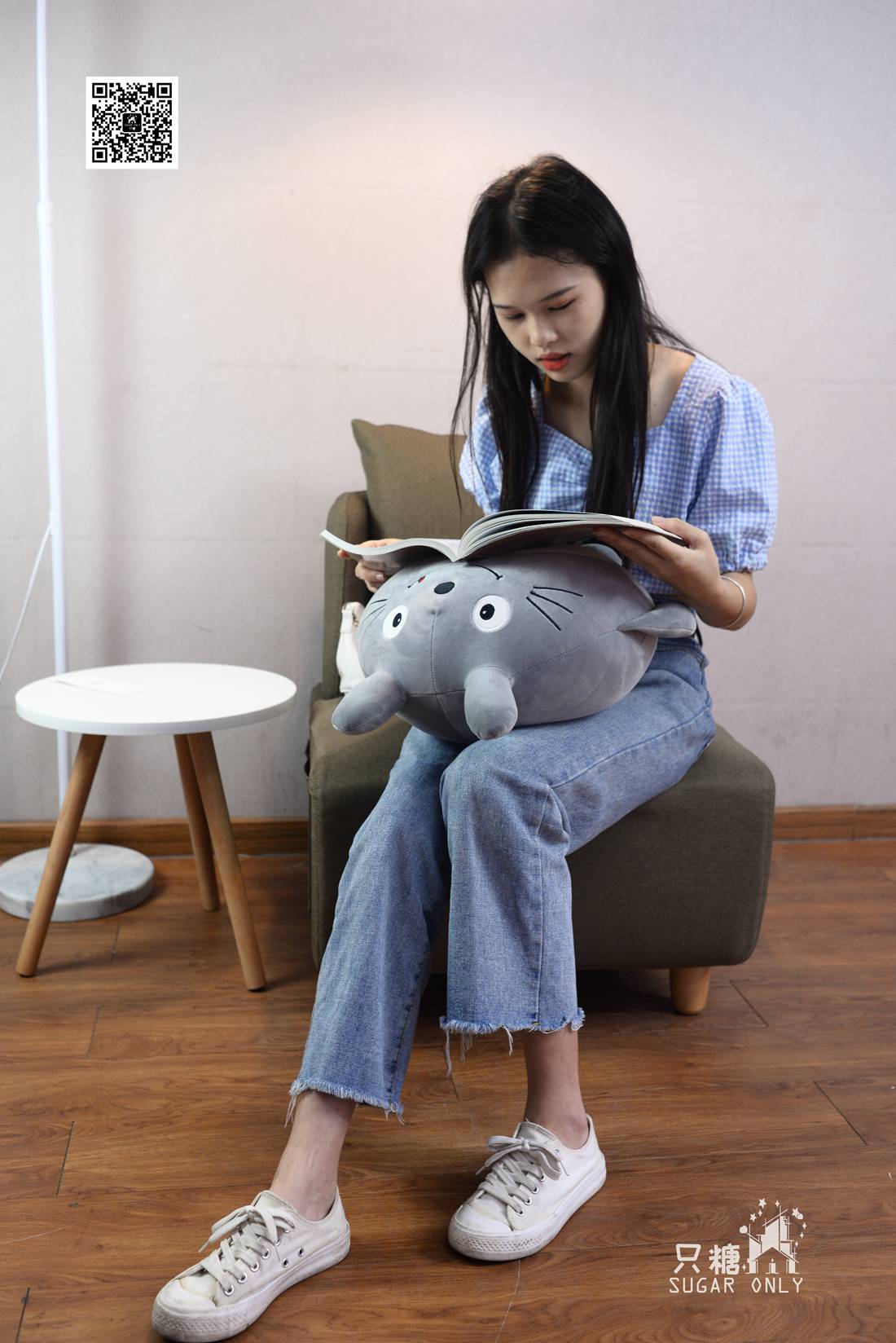 图片[234]-[只糖棉袜] NO.049 小白鞋里的一抹红 在线浏览 – 速更版-美库